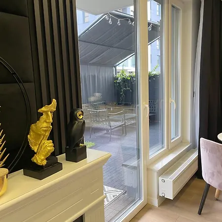 Przystan Letnica Daire *