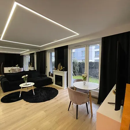 Daire Przystan Letnica *